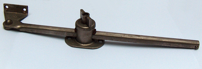 878279 Afbeelding van een raamuitzetter vervaardigd door de Hollandsche Patent Metaal Industrie (HOPMI, Jan ...